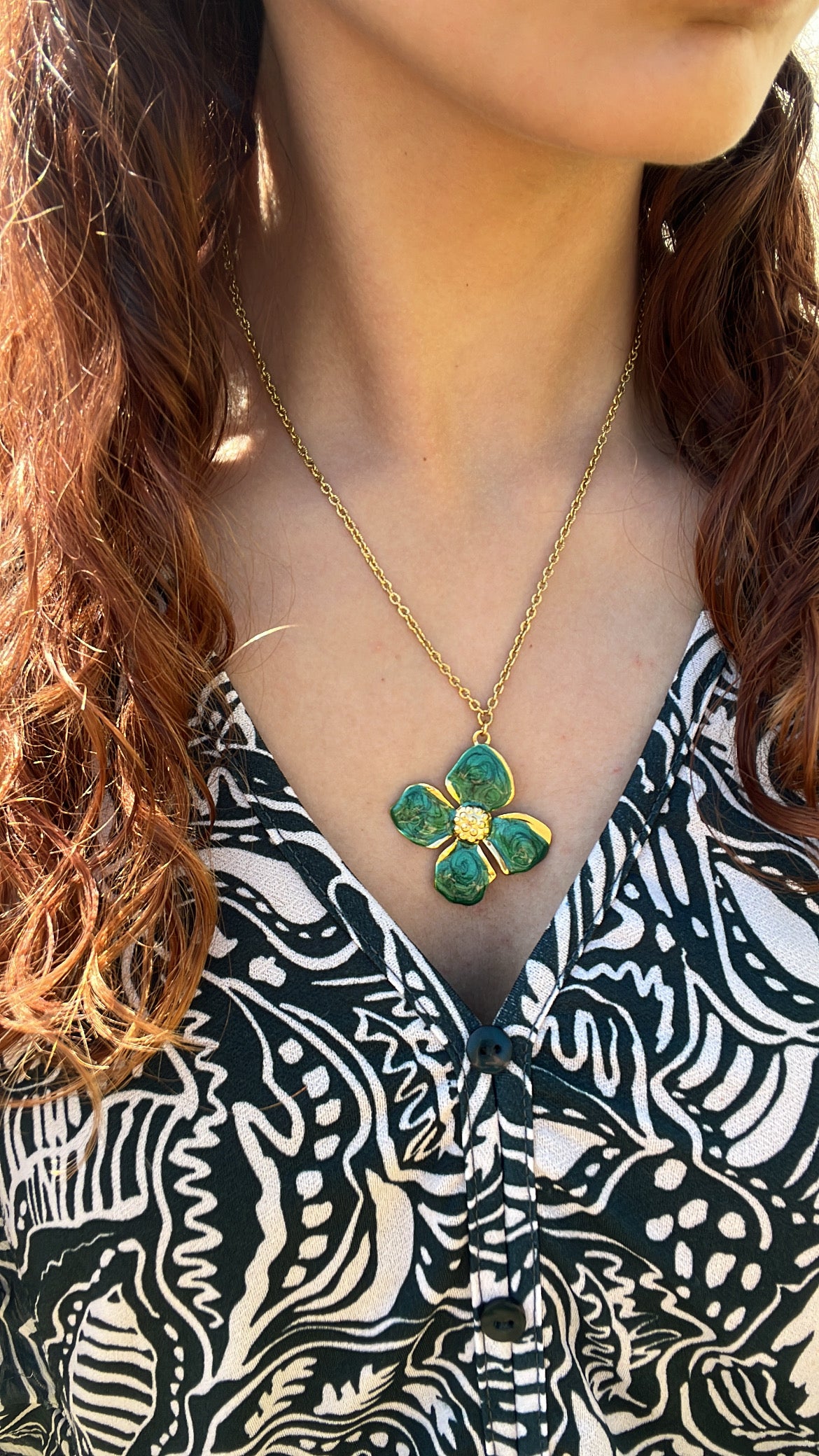 collier chaîne fleur